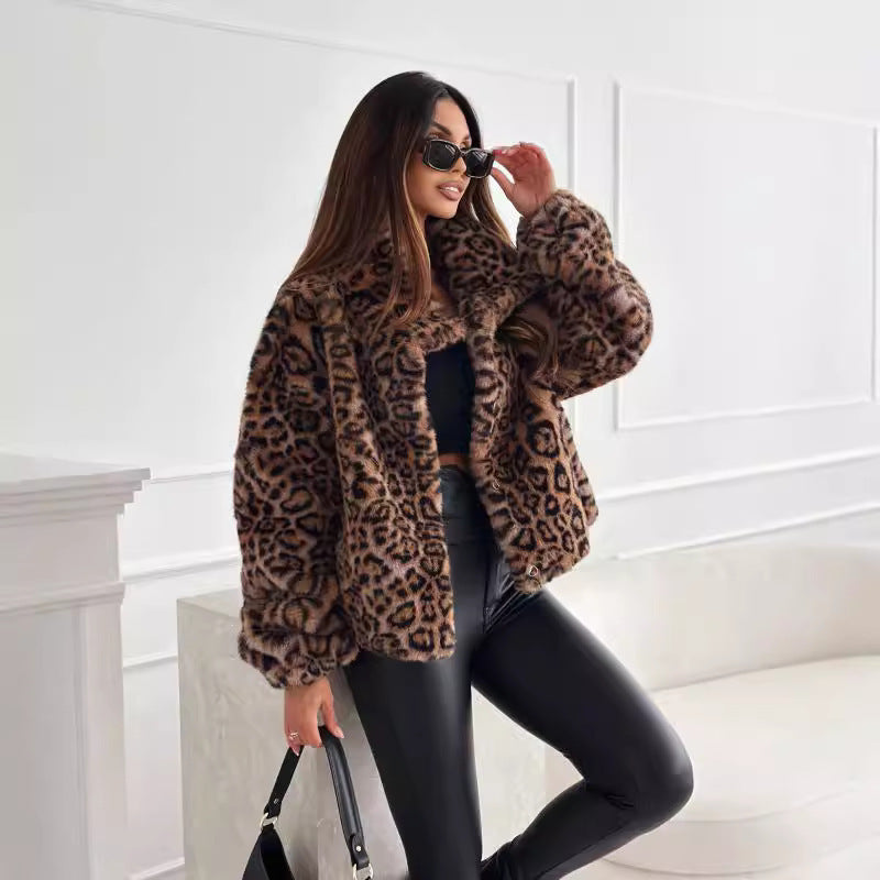 Women's Fashion Short Coat with Leopard Print, Lapel Collar and Faux Fur