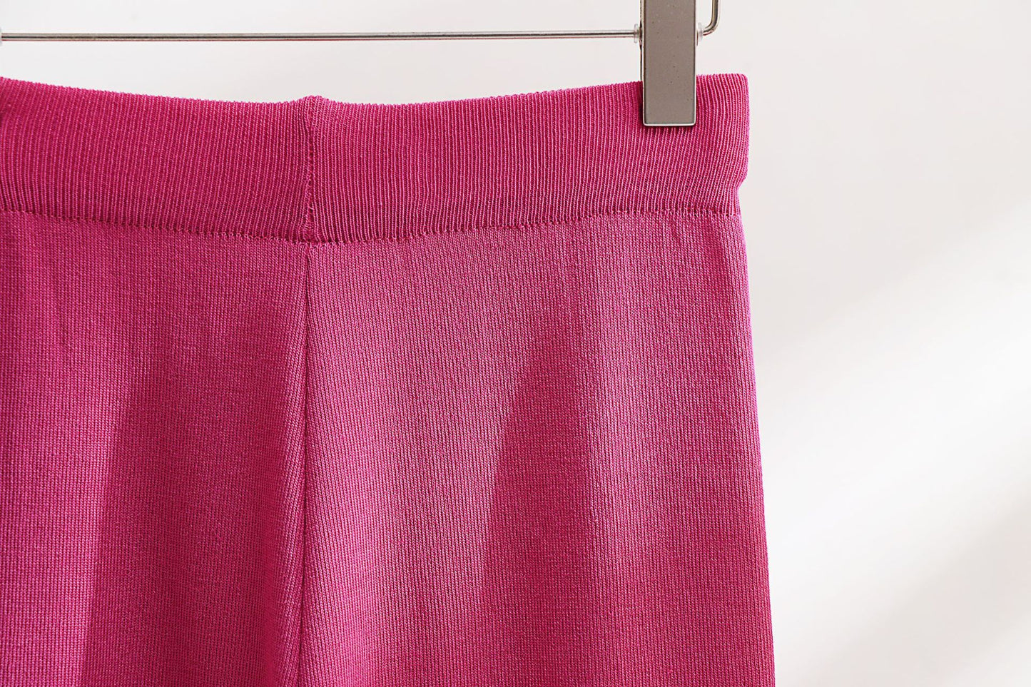 Two-piece outfit for women, fresh and light fabric, elegant style