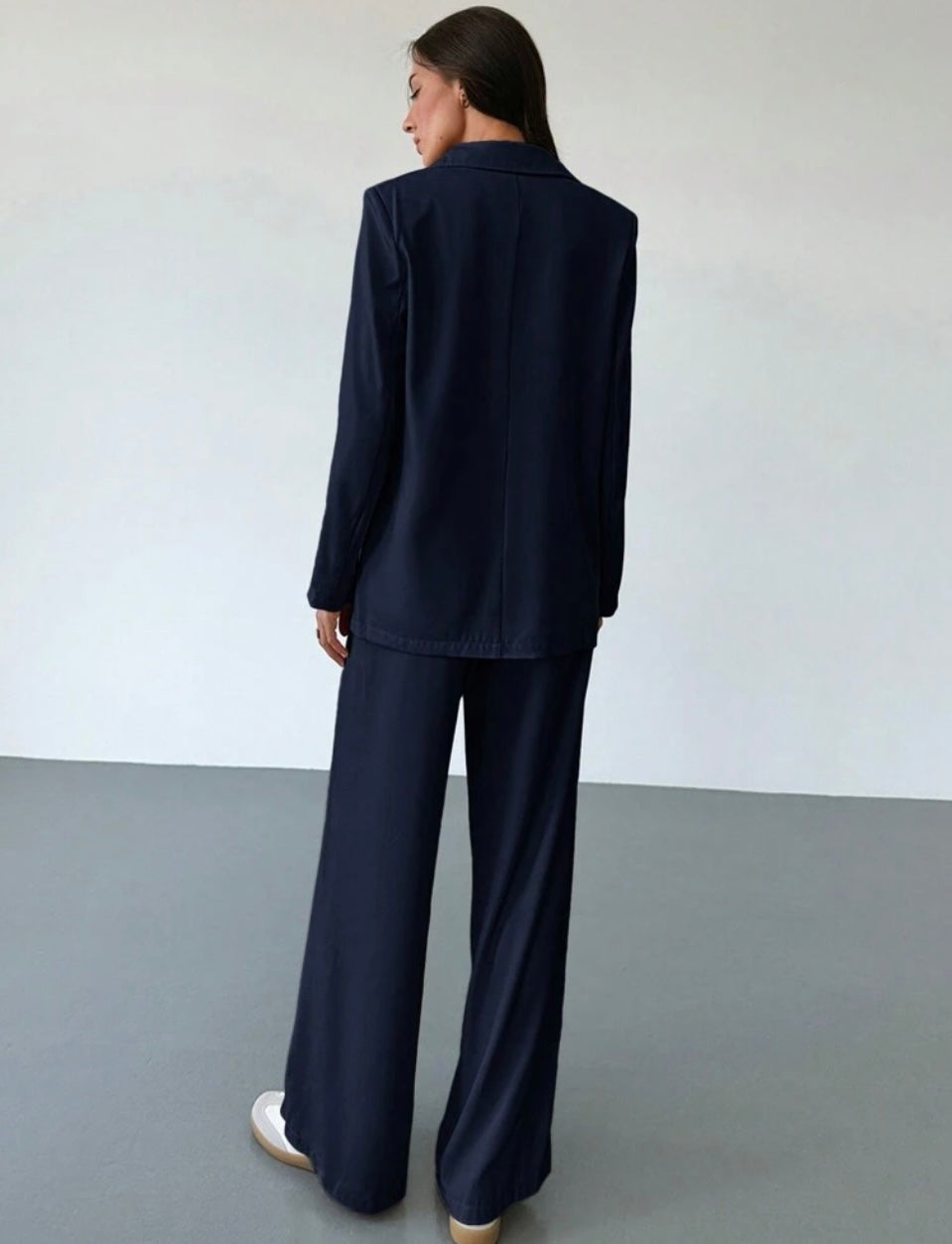 Elegant Blazer and Pants Set - Effortless Elegance