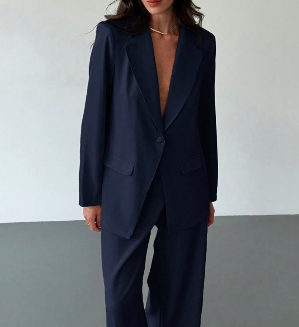 Elegant Blazer and Pants Set - Effortless Elegance