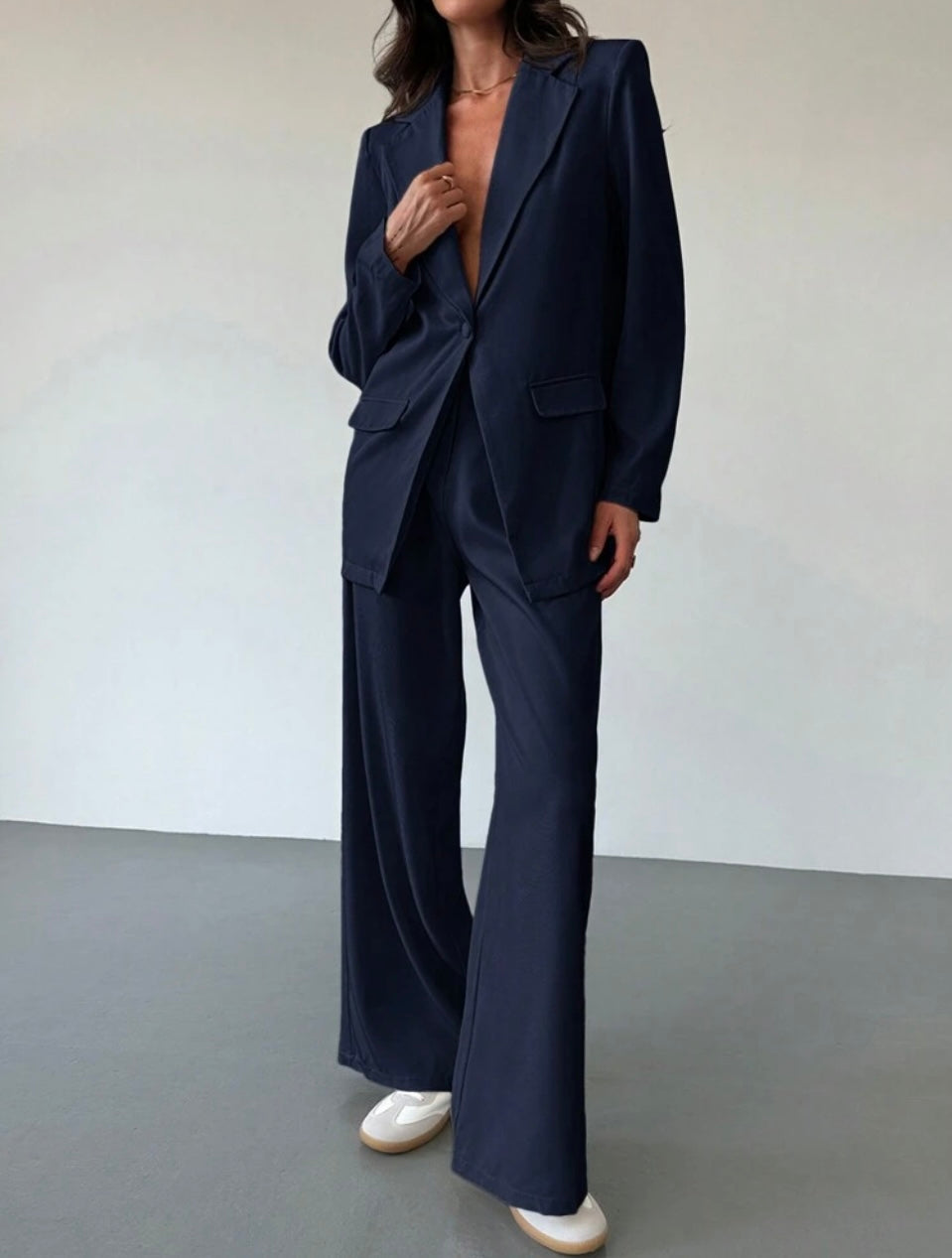 Elegant Blazer and Pants Set - Effortless Elegance