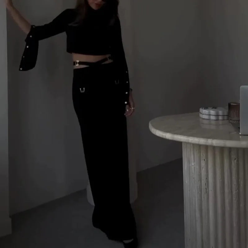 Chic 2-Piece Set for Women – Long Sleeve Crop Top & Wide-Leg Pants | Available in Black & White