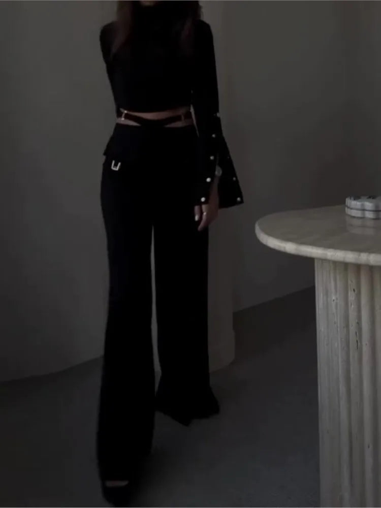 Chic 2-Piece Set for Women – Long Sleeve Crop Top & Wide-Leg Pants | Available in Black & White