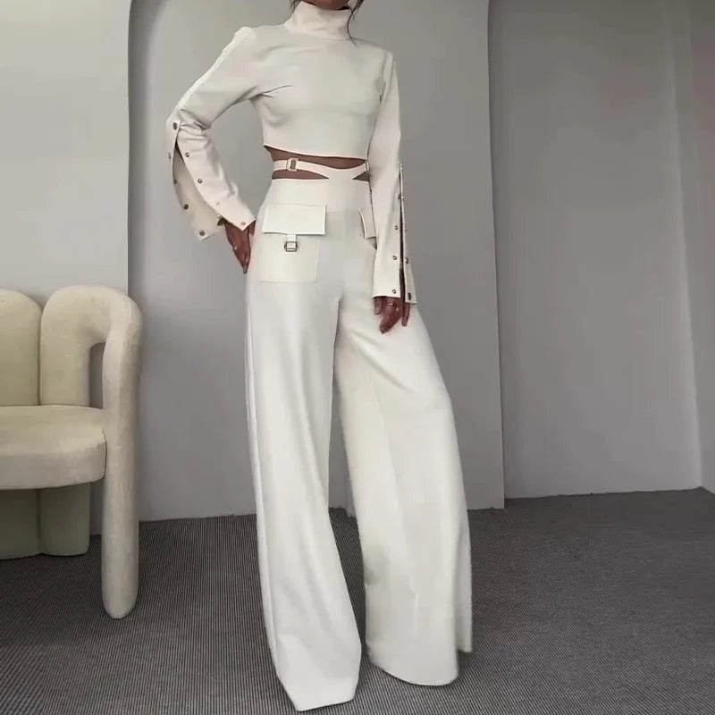Chic 2-Piece Set for Women – Long Sleeve Crop Top & Wide-Leg Pants | Available in Black & White