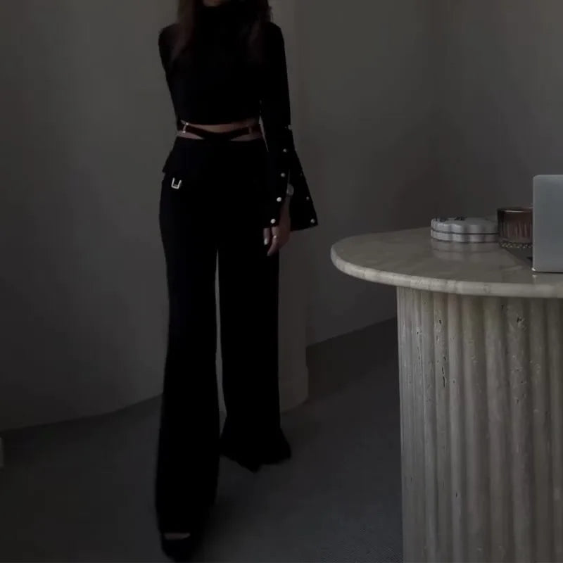 Chic 2-Piece Set for Women – Long Sleeve Crop Top & Wide-Leg Pants | Available in Black & White