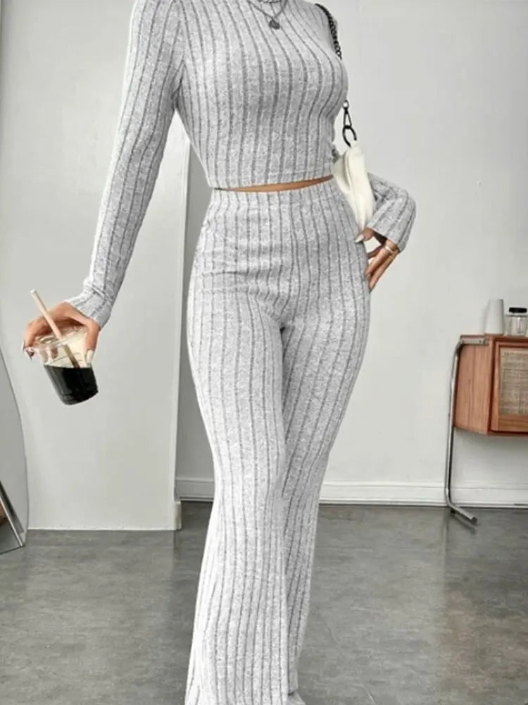 Stand Collar Navel T-shirt and Trumpet pants