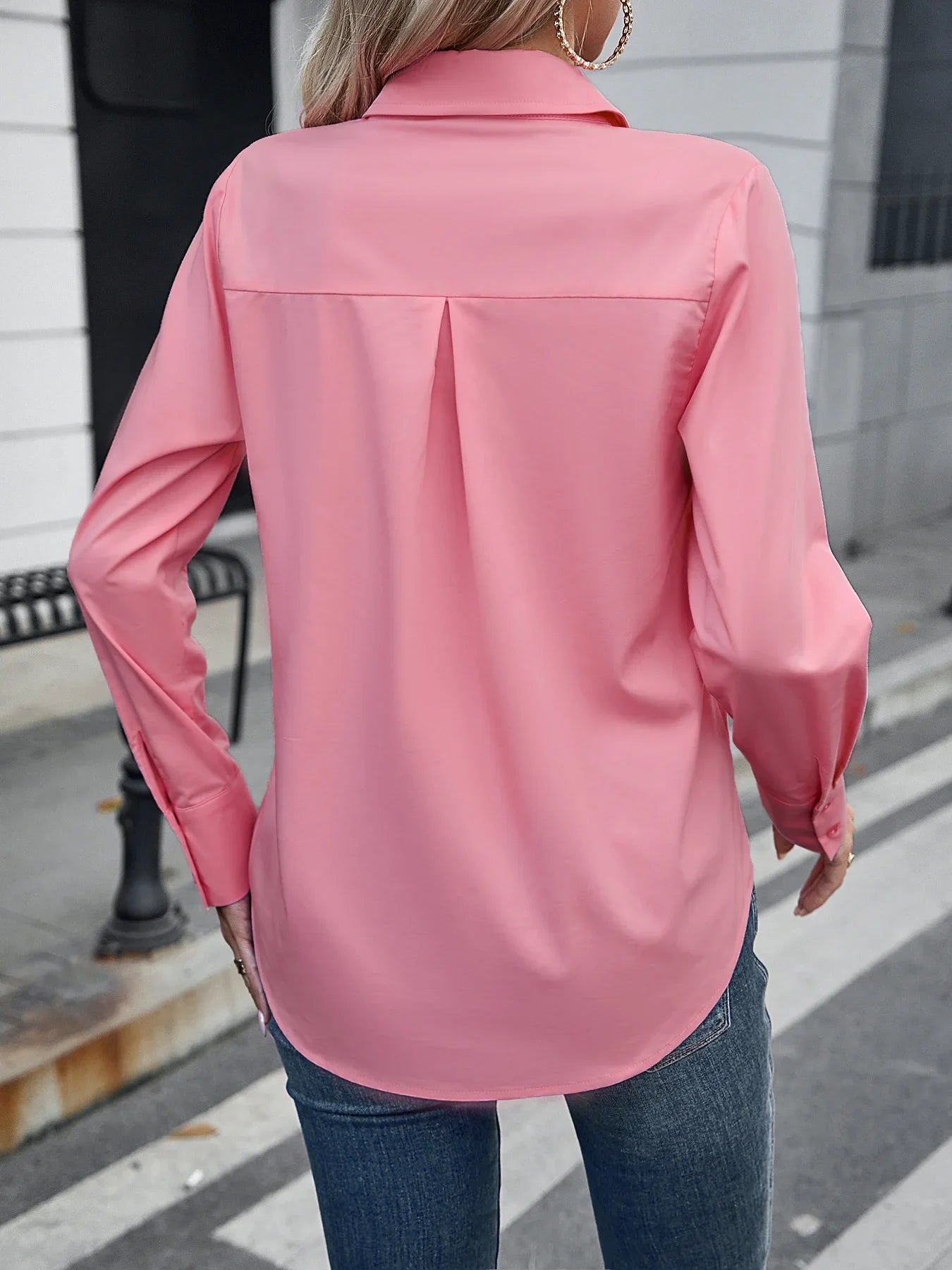 Women's Classic Button-Up Shirt – Timeless Wardrobe Essential